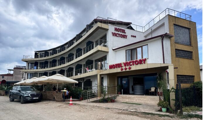 cover hotel victory cazare vama veche