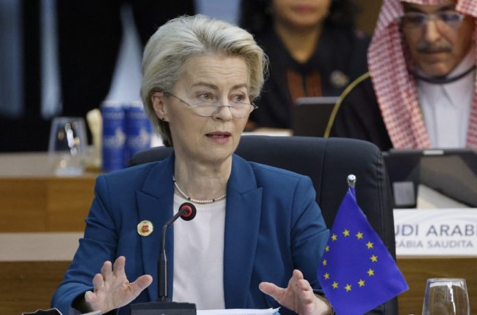 scandal von der Leyen Pfizer, corupție achiziție vaccinuri COVID, investigație CJUE Comisia Europeană, mesaje secrete Ursula Pfizer, relații von der Leyen CEO Pfizer, controversă vaccinuri anti-COVID UE